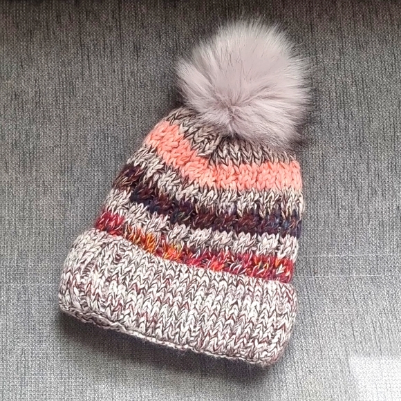 2pc Winter Knitted Hat & Scarf - Picture 3 of 7